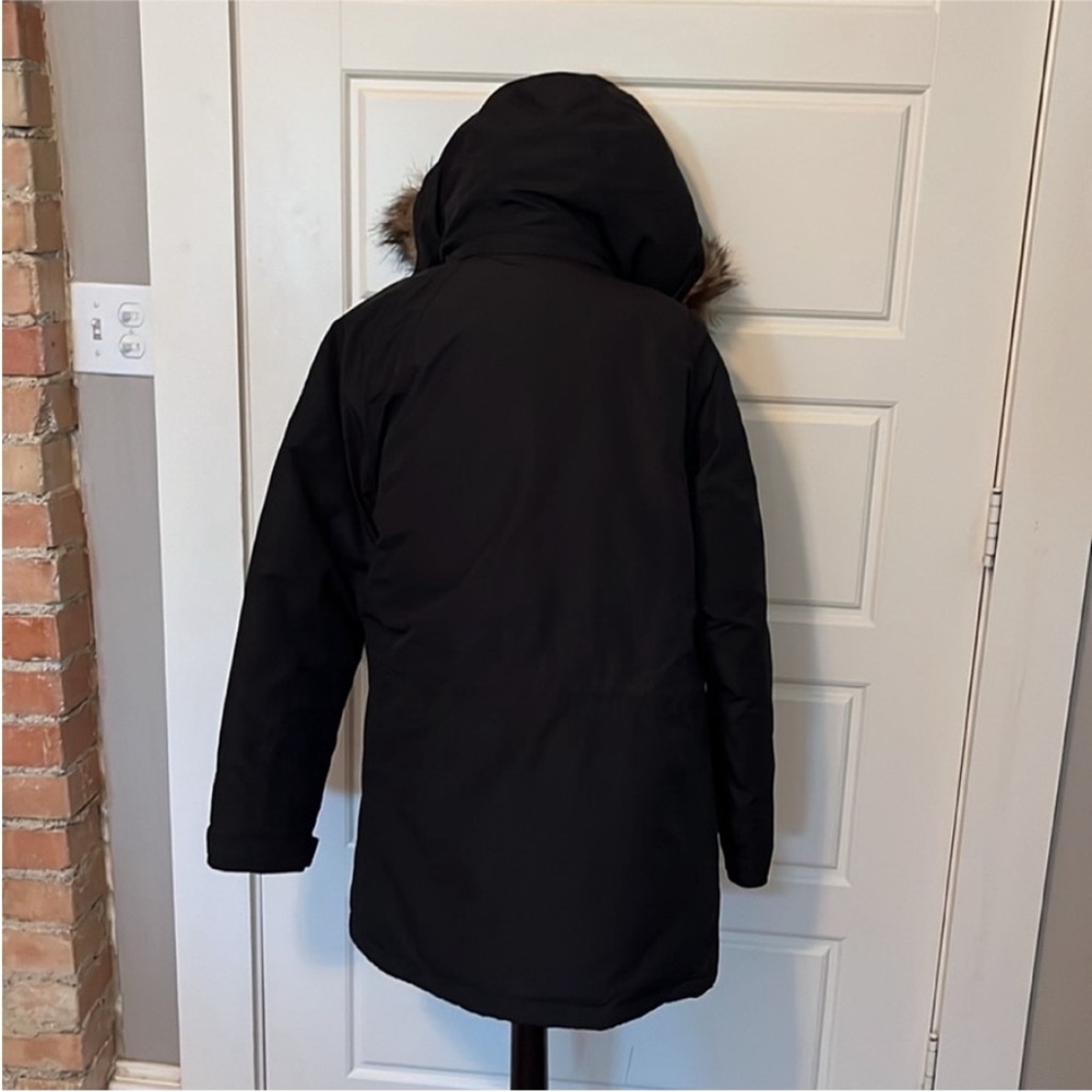 Eddie Bauer Parka, Premium Goose 650 Fill, Like New - Picture 7 of 13